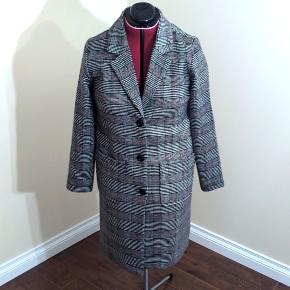 Tribal Jeans| Black and White Plaid Coat With Pink Detailing